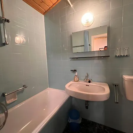 49a By Interhome شقة *